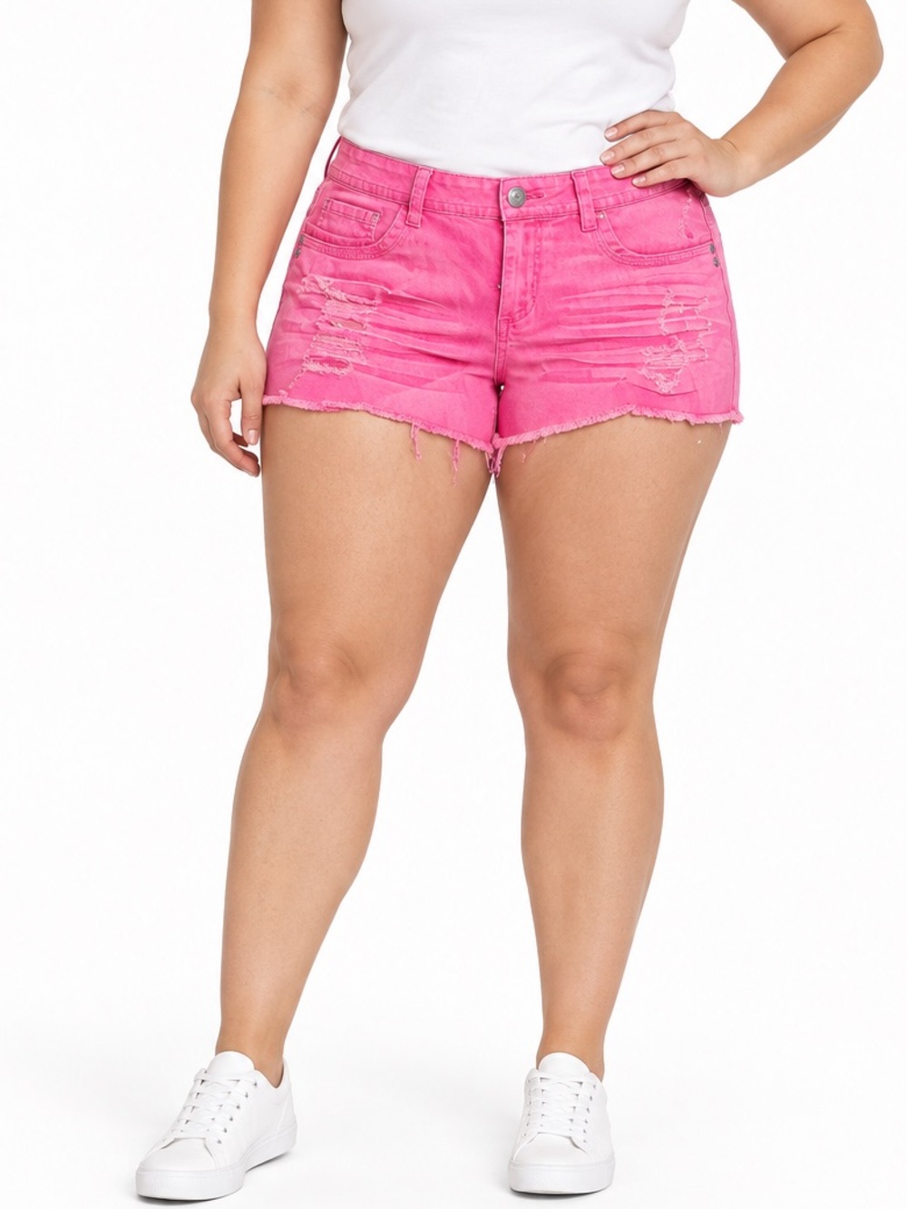 L.E.I Women’s Pink Ashley Low Rise Distressed Denim Shorts | 17R